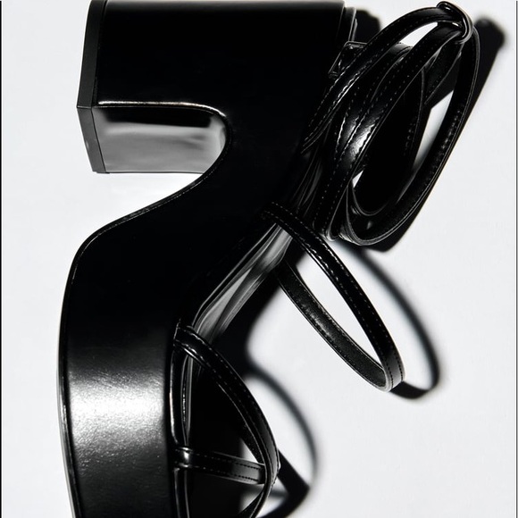 Zara LACE UP PLATFORM SANDALS